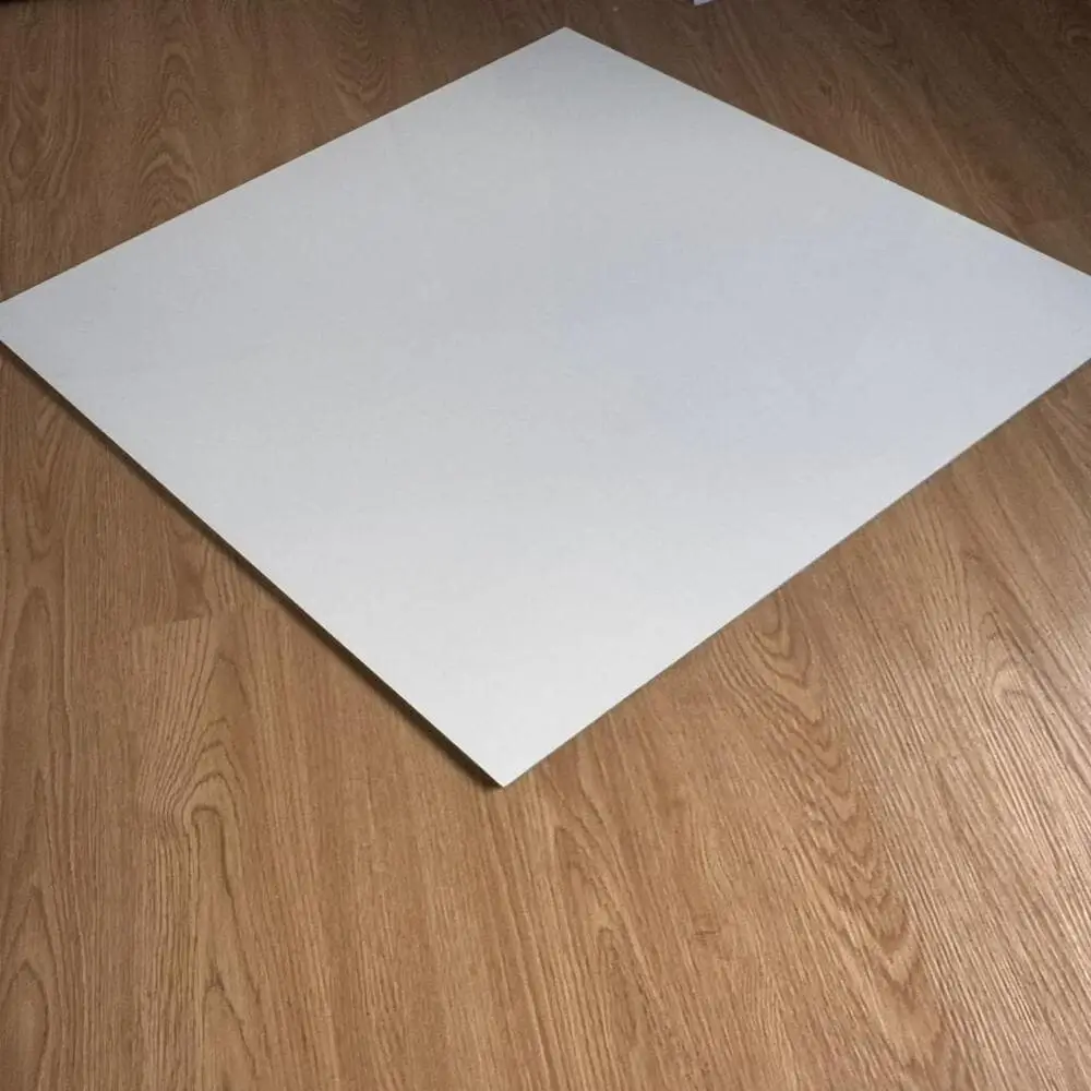 Plain white 3