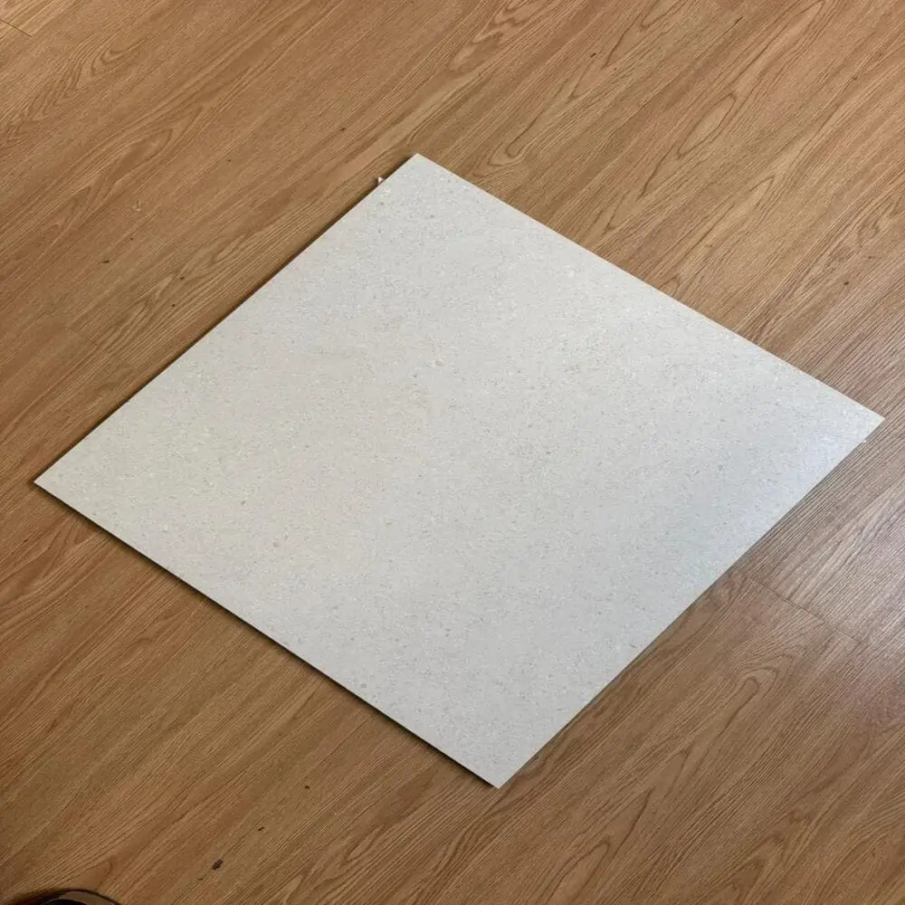 Urban Ivory 5 Urban Ivory Porcelain tiles